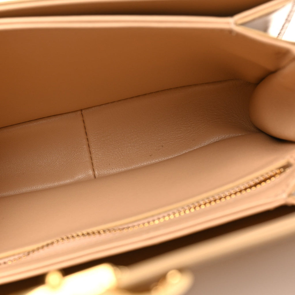 Shiny Calfskin Teen Triomphe Oat Beige