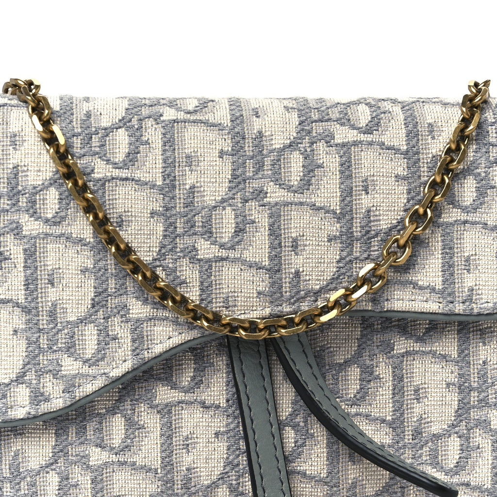 Oblique Saddle Chain Long Wallet Grey