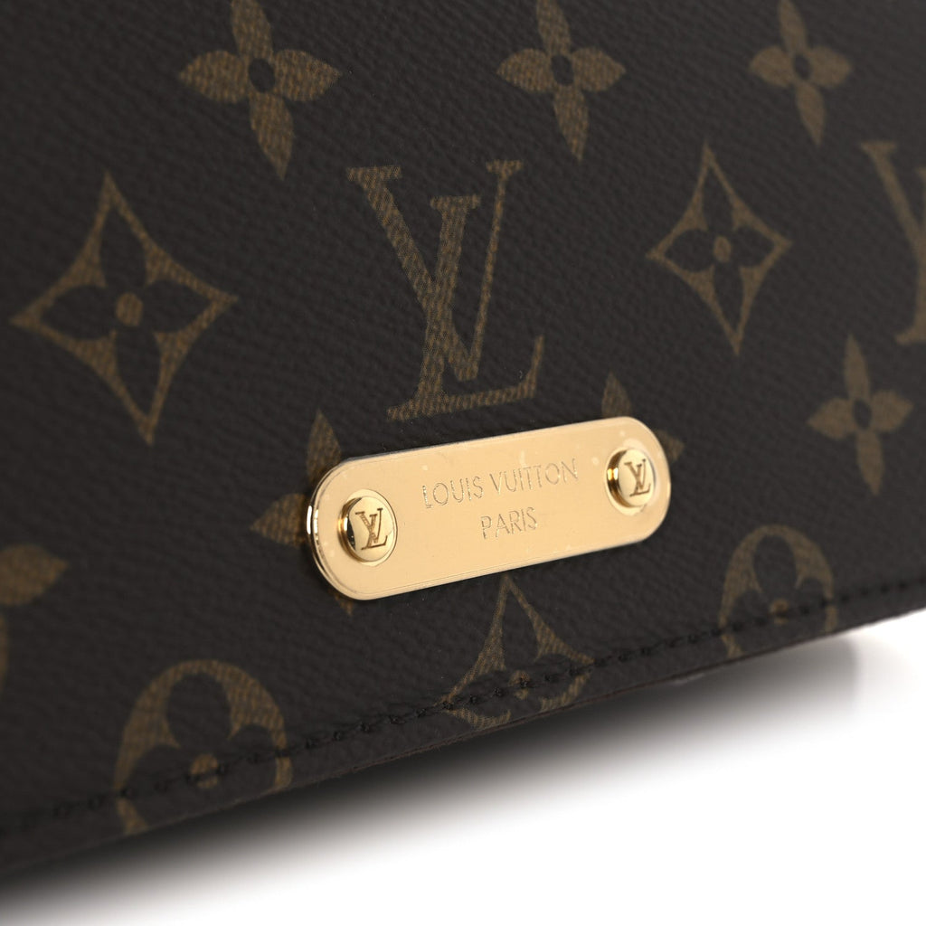 Monogram Lily Wallet On Chain