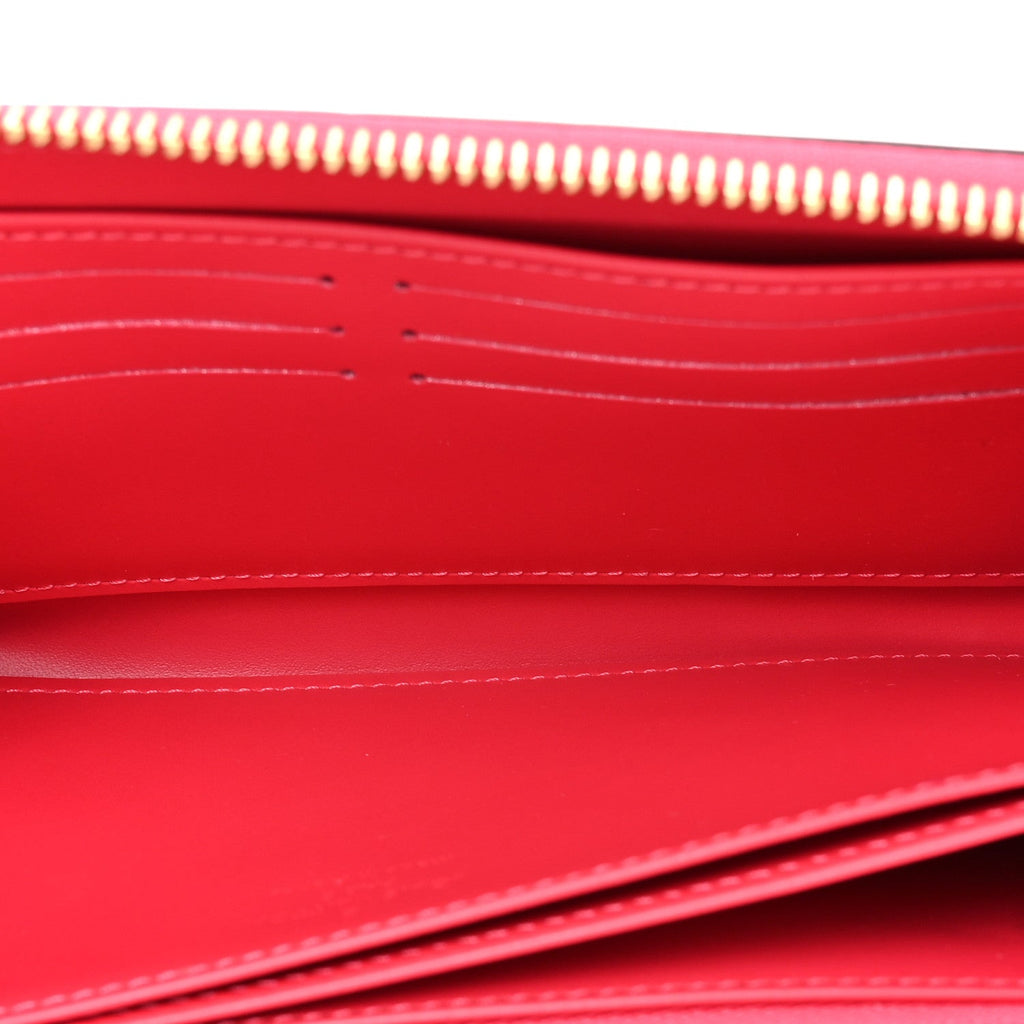 Vernis Valentine Zippy Wallet Fuchsia Neon