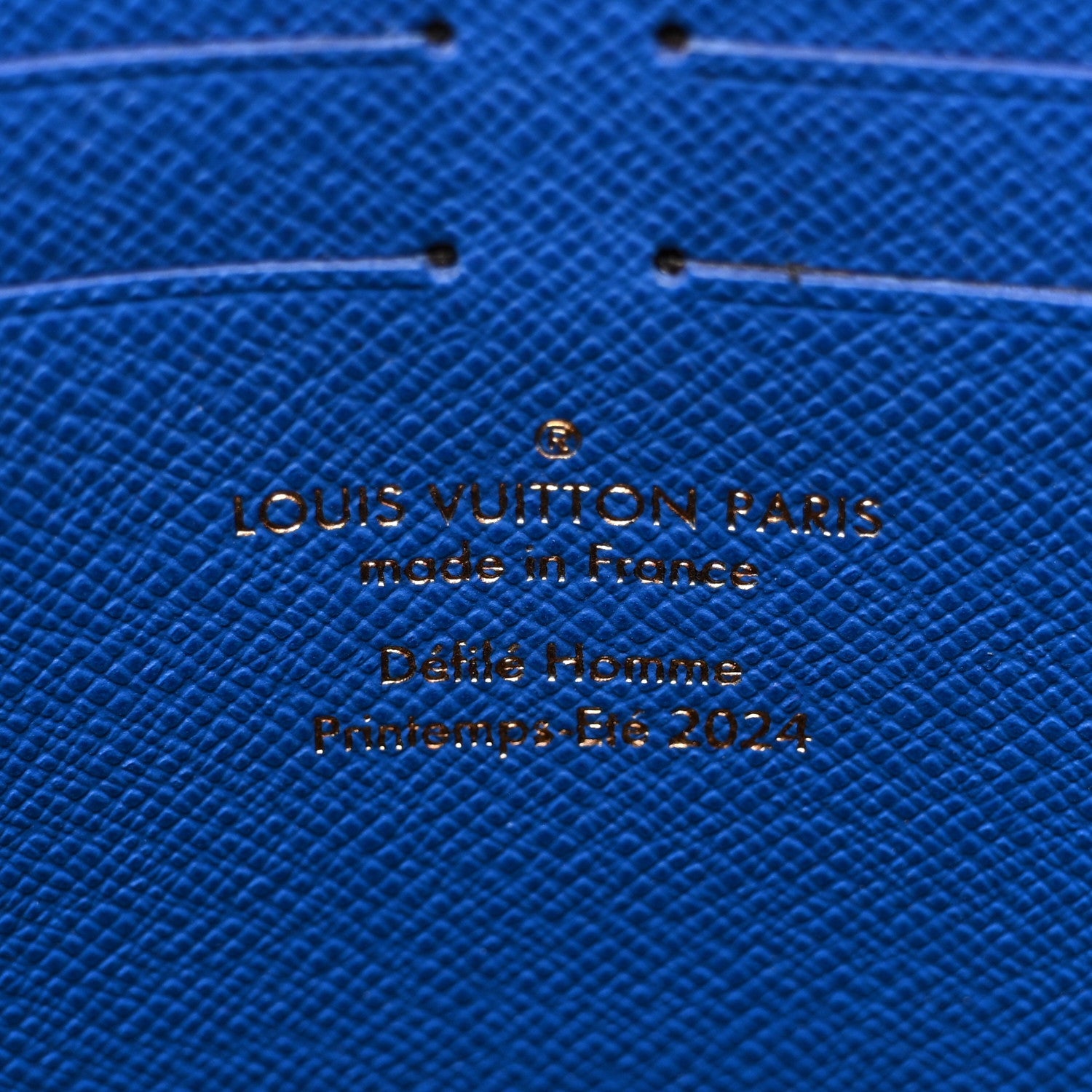 Damier Pop Pochette Voyage MM Blue