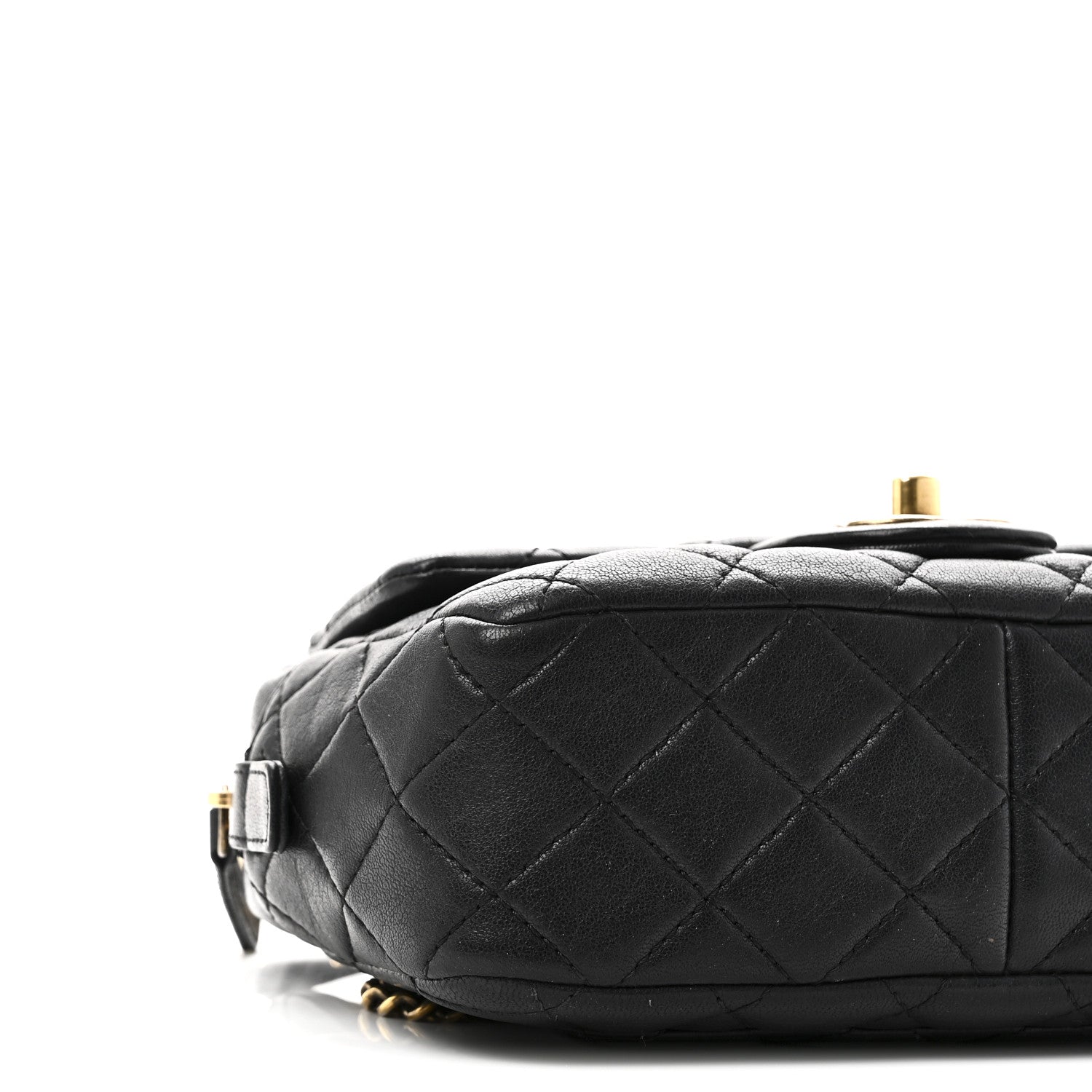 Sheepskin Quilted Trapezio Camera Case Black