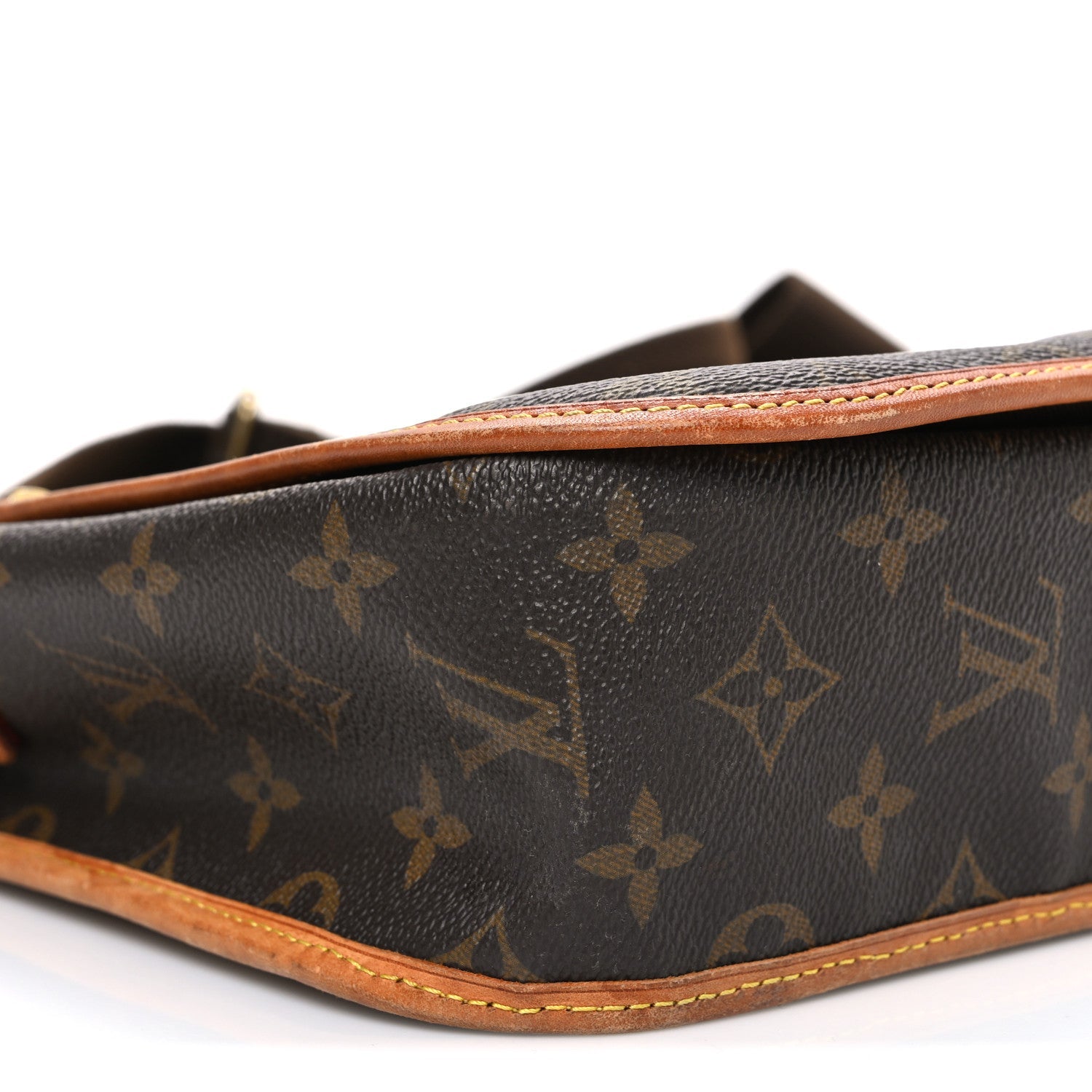 Monogram Bosphore PM Messenger