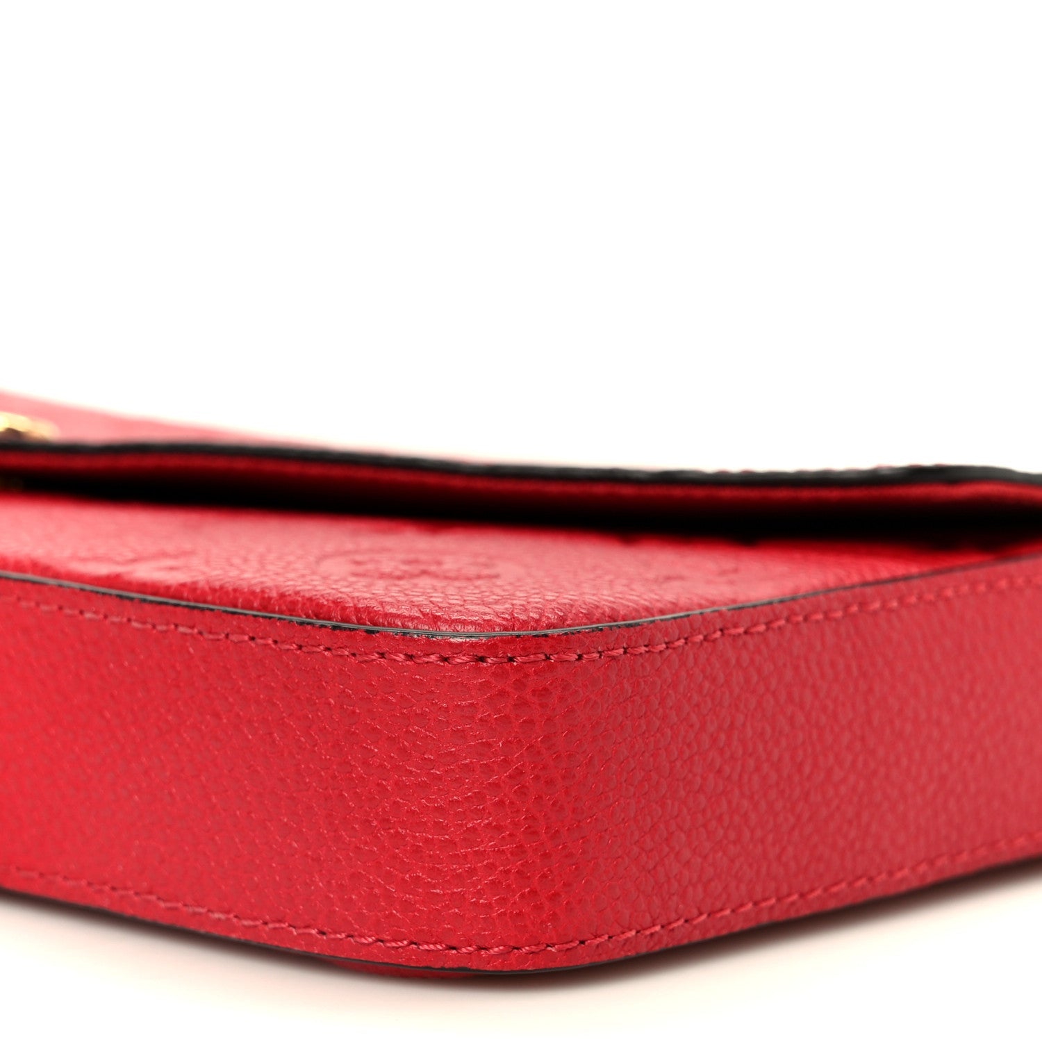 Empreinte Pochette Felicie Chain Wallet Scarlet