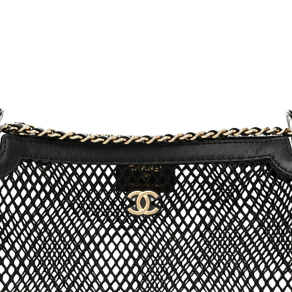 Mesh Shiny Lambskin Clutch With Chain Black