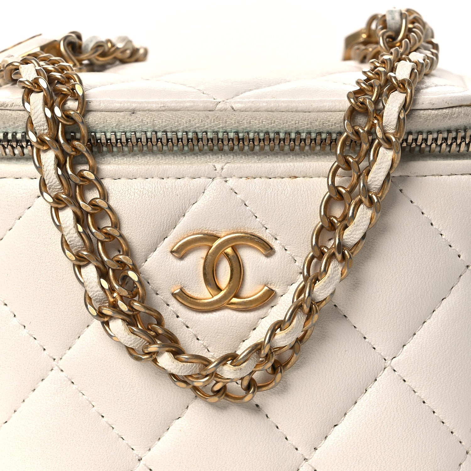 Lambskin Quilted Mini Vanity Case With Chain White
