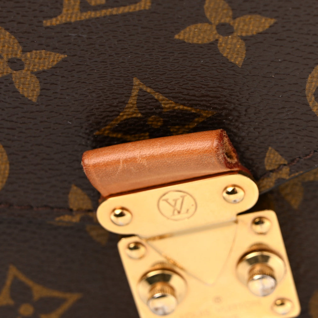 Monogram Pochette Metis