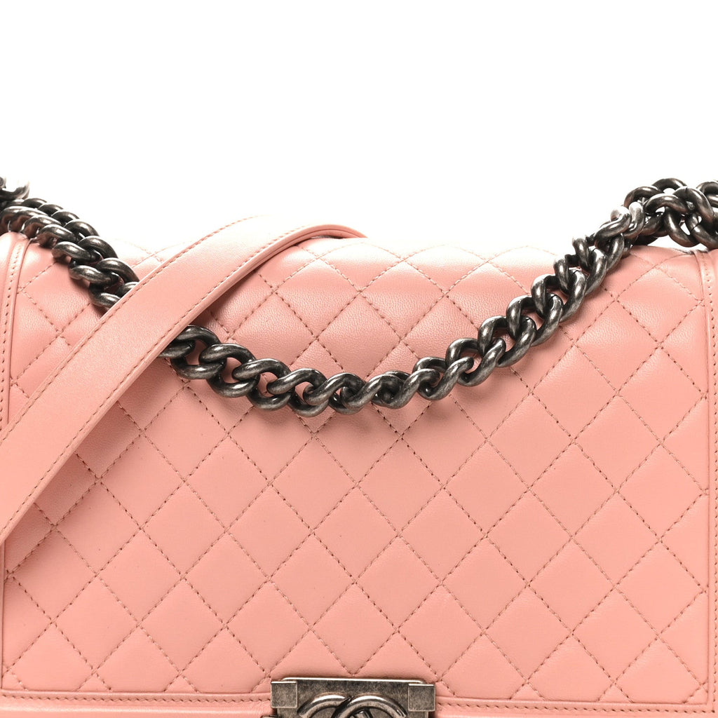 Lambskin Quilted New Medium Boy Flap Light Pink