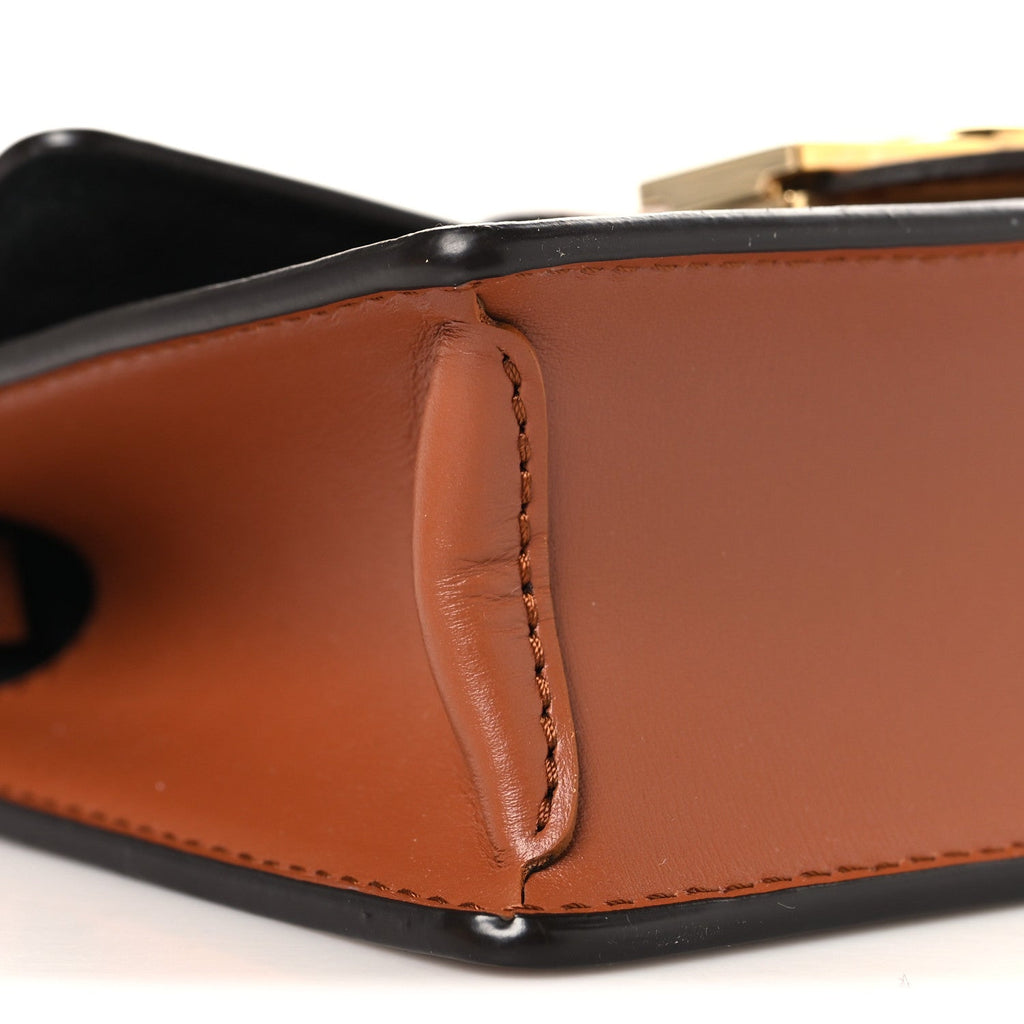 Reverse Monogram Dauphine Chain Wallet
