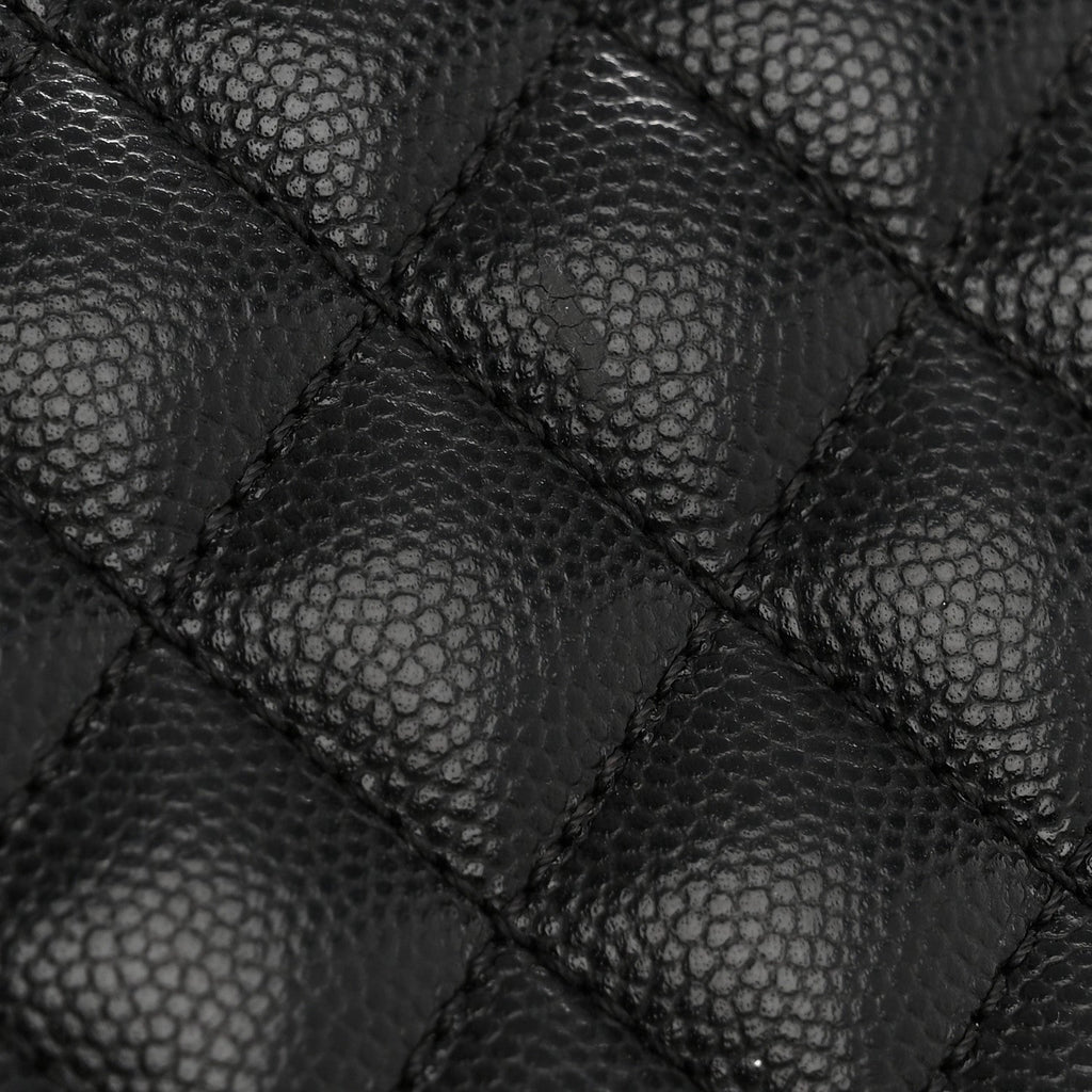 Caviar Quilted Large Boy Flap Black