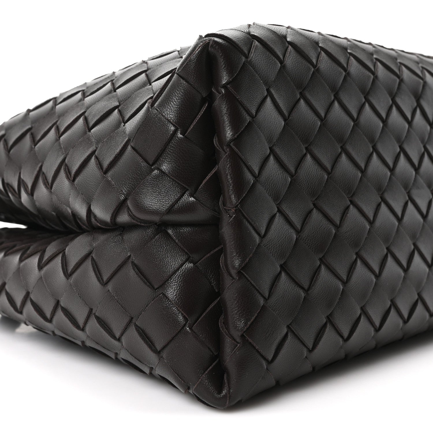 Nappa Intrecciato Medium Andiamo Shoulder Bag Fondant