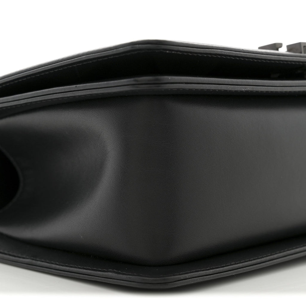 Calfskin Painted Chevron Embossed Medium Boy Flap Black
