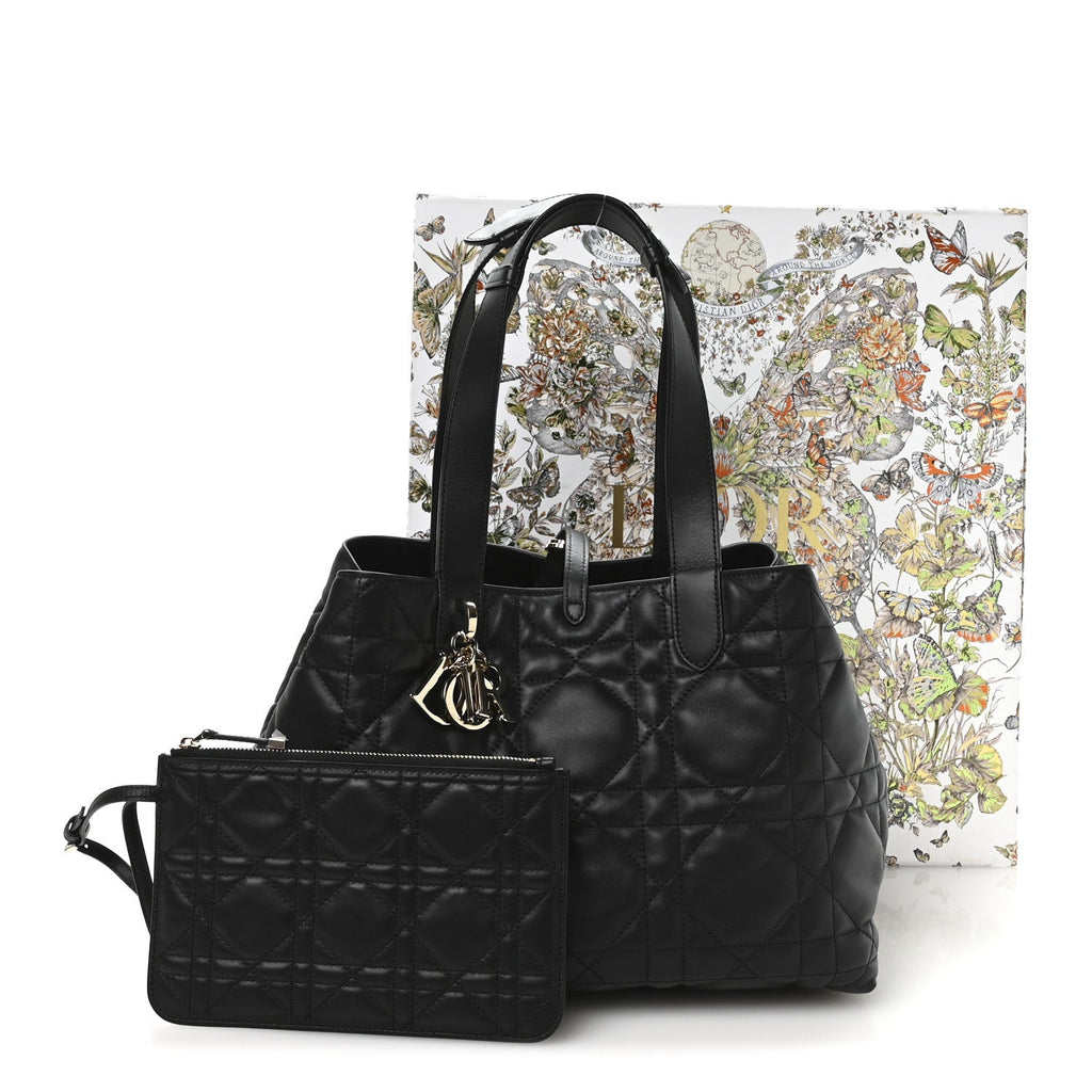 Calfskin Macrocannage Medium Toujours Black