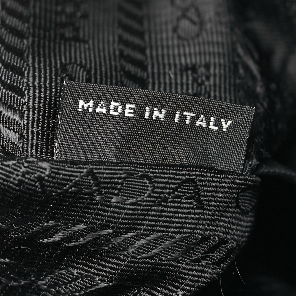 Re-Nylon Saffiano Re-Edition 2005 Shoulder Bag Black