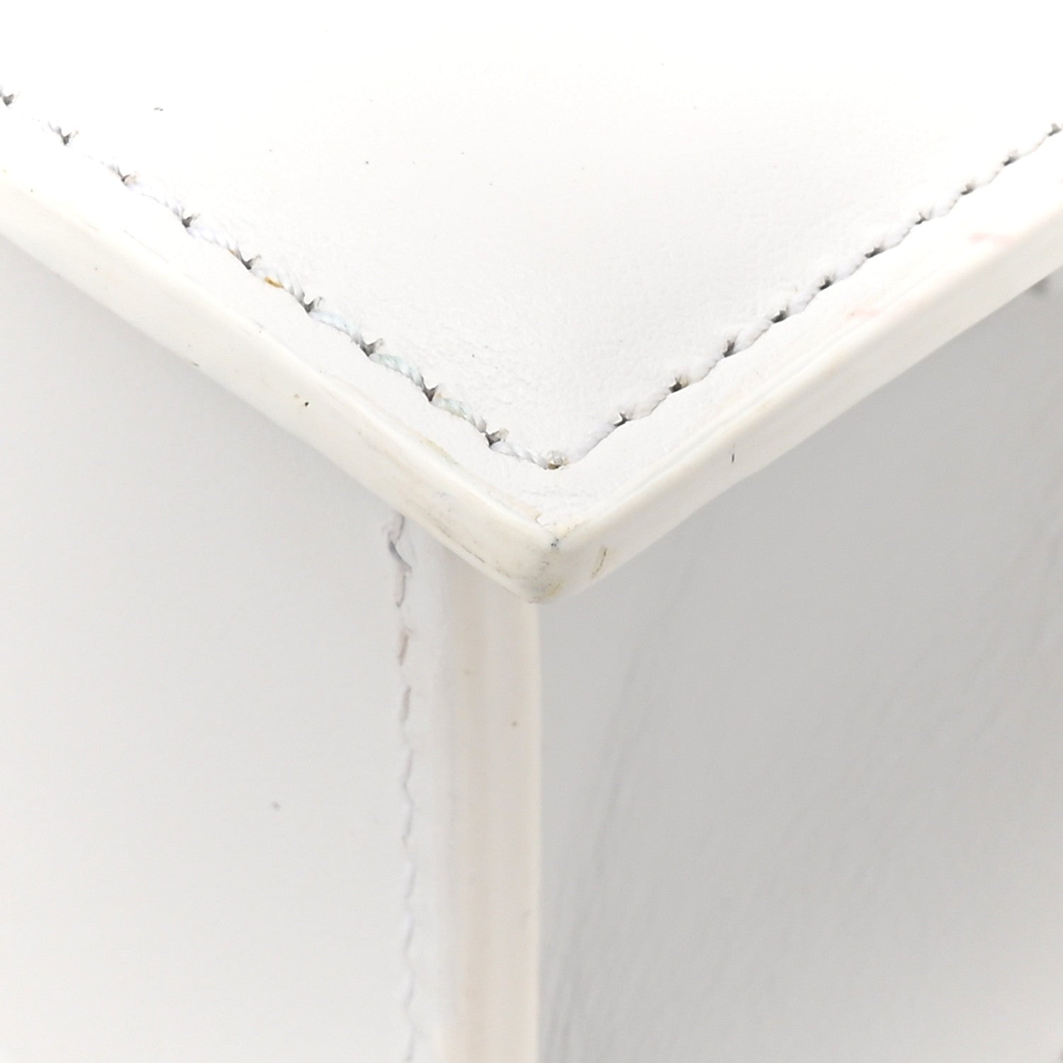 Smooth Calfskin Le Chiquito Noeud White