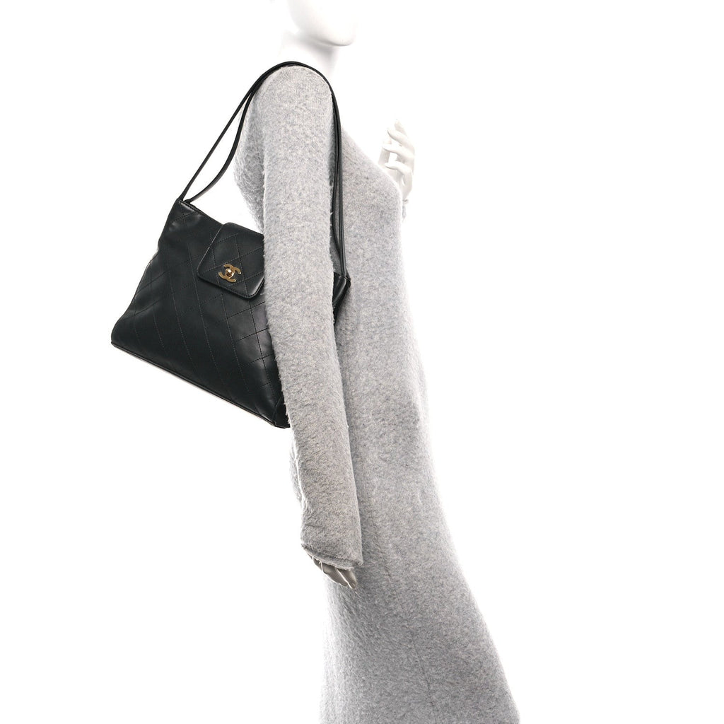 Lambskin Quilted CC Flap Shoulder Bag Black