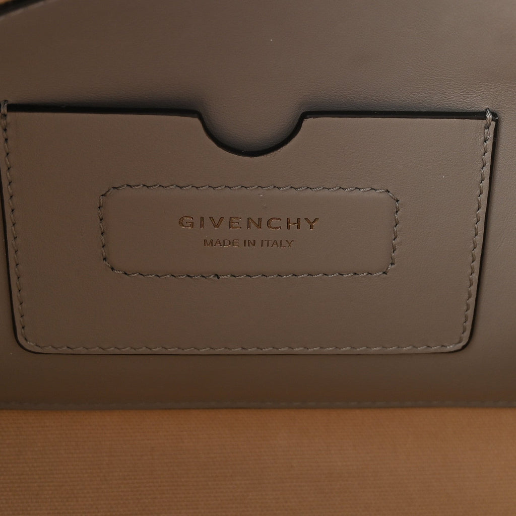 Calfskin Small Soft Antigona Pearl Grey