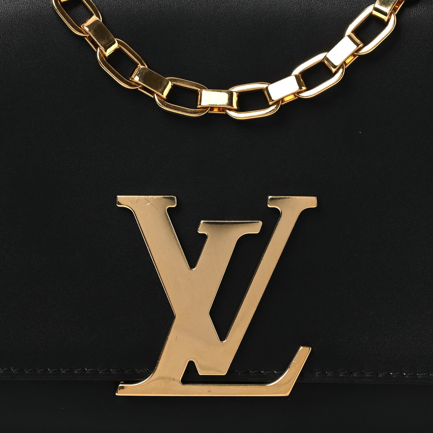 Calfskin Chain Louise MM Black