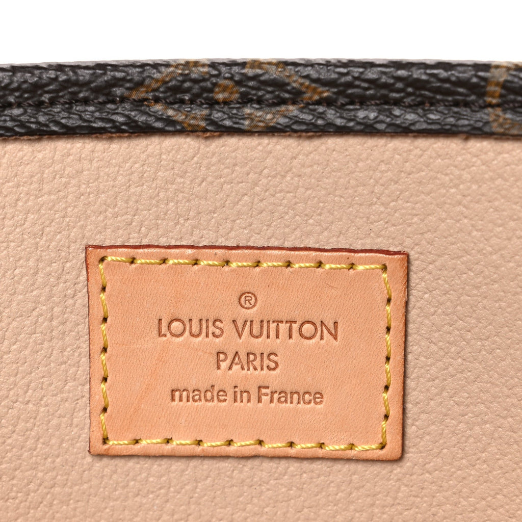 Monogram Sac Plat