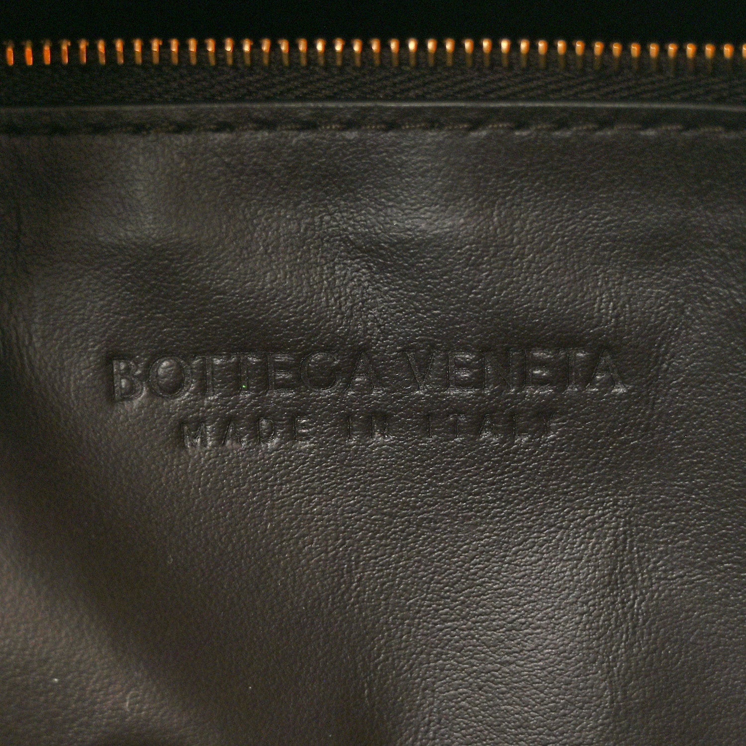 Calfskin Intrecciato Small Hop Fondant