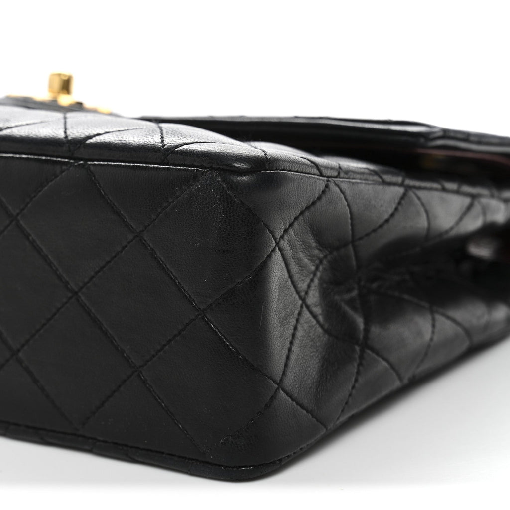 Lambskin Quilted Medium Single Flap Black
