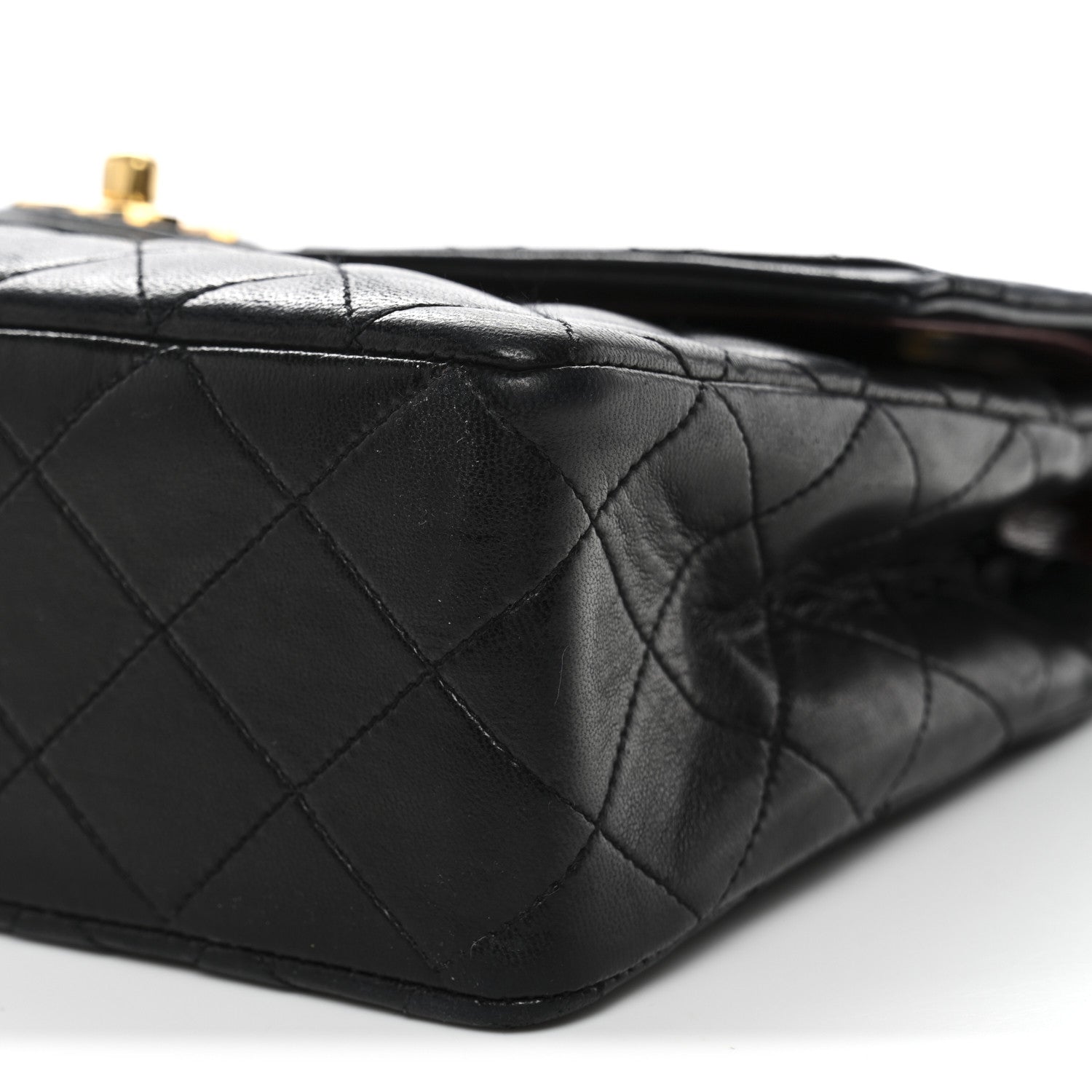 Lambskin Quilted Medium Single Flap Black