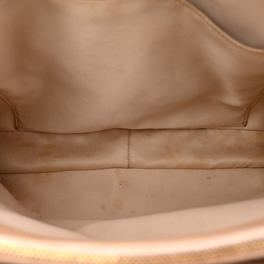 Caviar Quilted Grand Shopping Tote GST Beige Clair