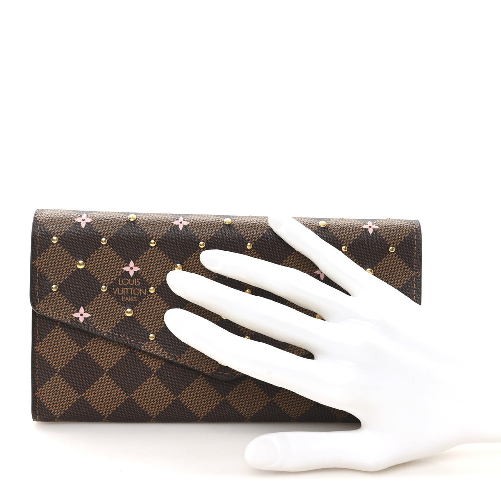 Damier Ebene Studded Sarah Wallet NM Rose Ballerine