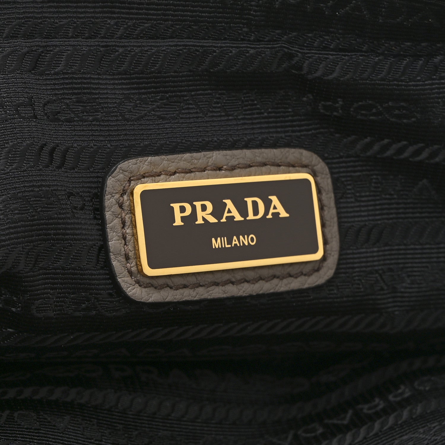Vitello Phenix Camera Bag Argilla
