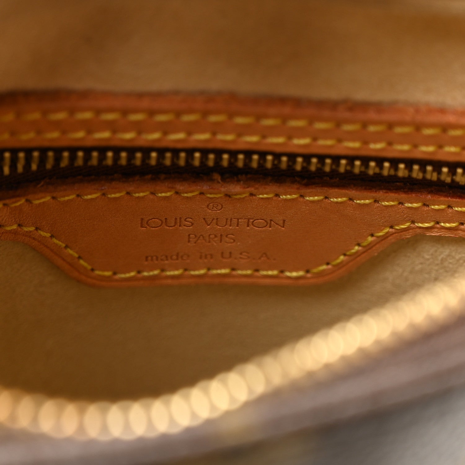 Monogram Looping MM