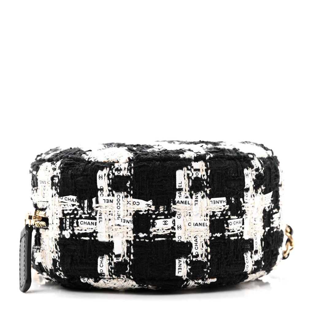 Tweed Quilted Round Clutch With Chain Black Ecru White
