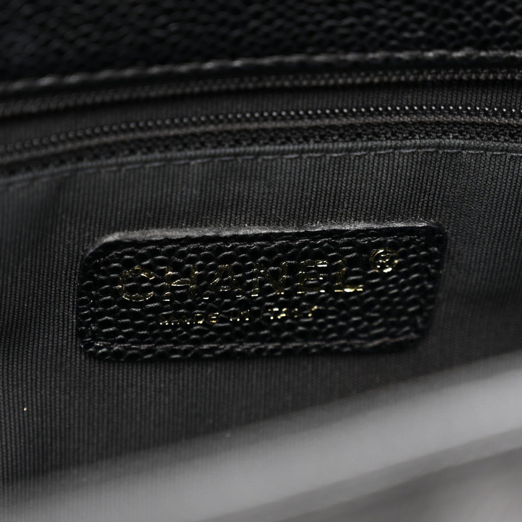 Caviar Quilted Grand Shopping Tote GST Black