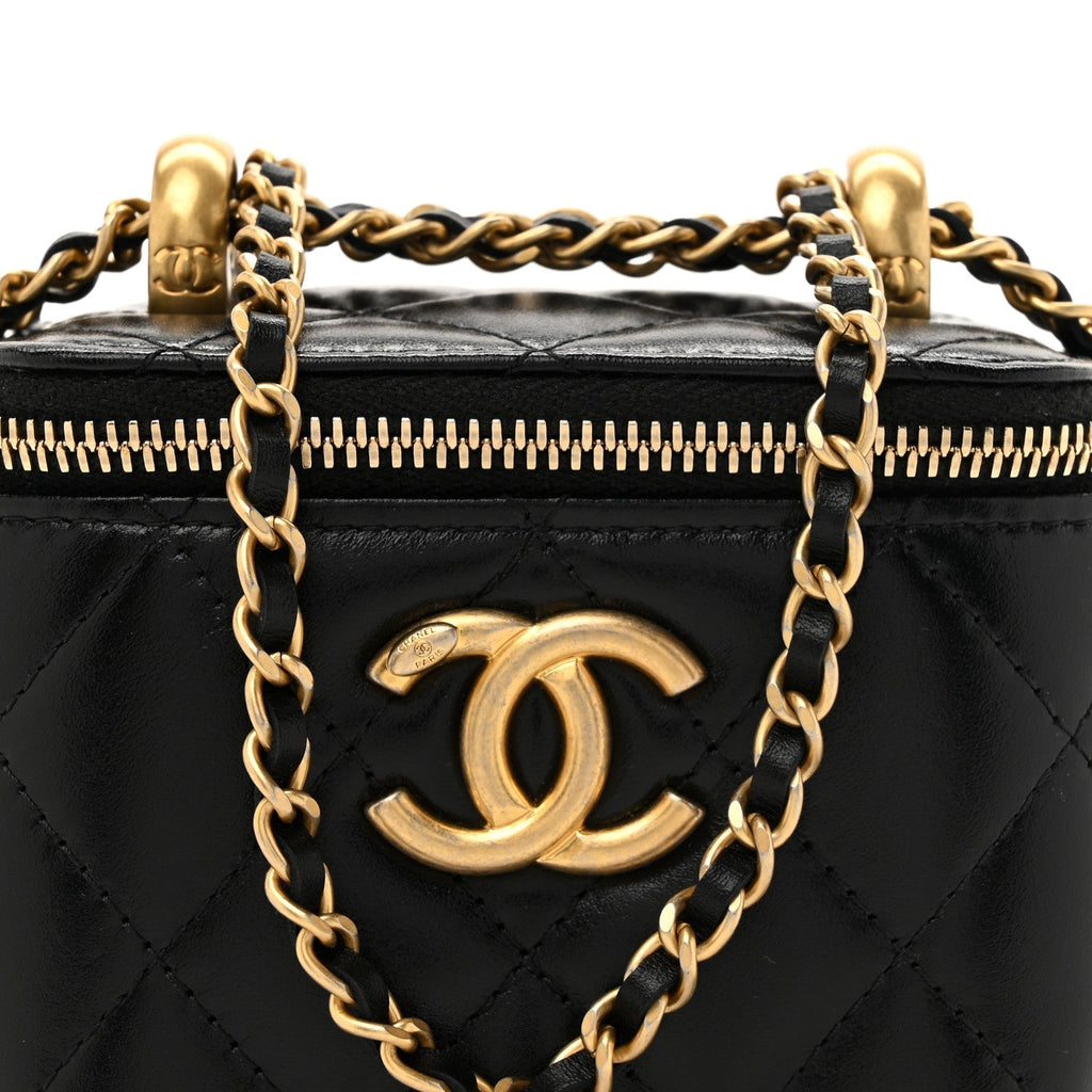 Calfskin Quilted Mini Perfect Fit Vanity Case With Chain Black