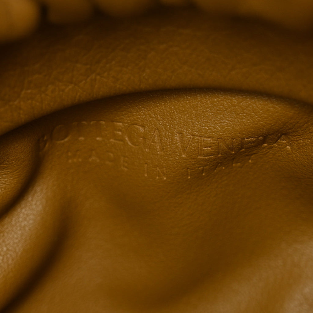 Calfskin The Pouch Chain Teak