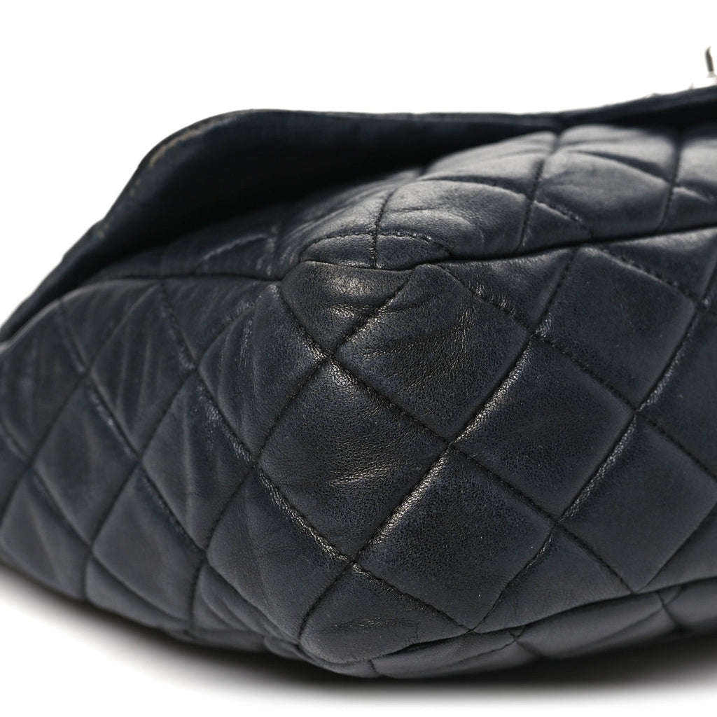 Lambskin Quilted Jumbo Single Flap Black