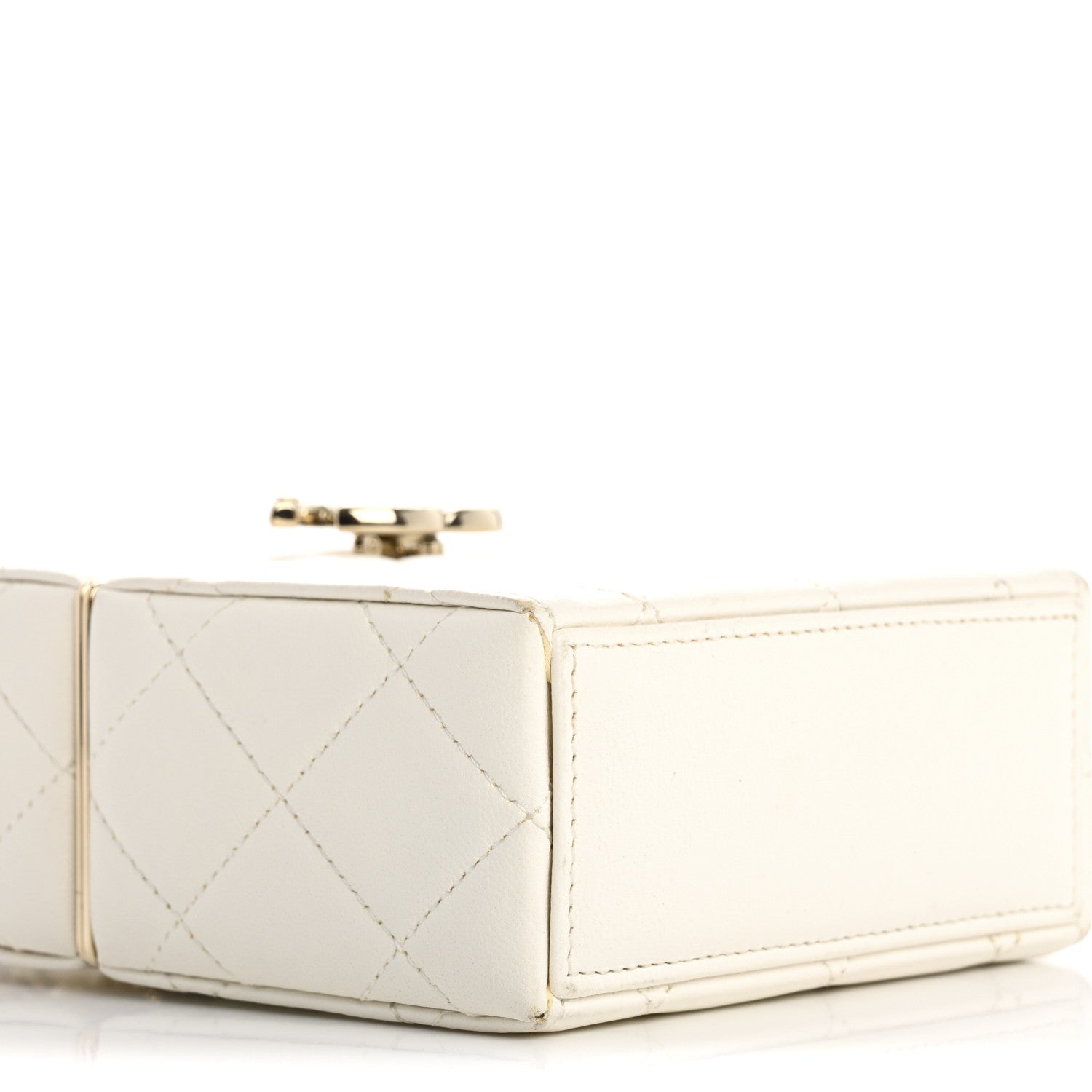 Lambskin Quilted Small Box With Chain White