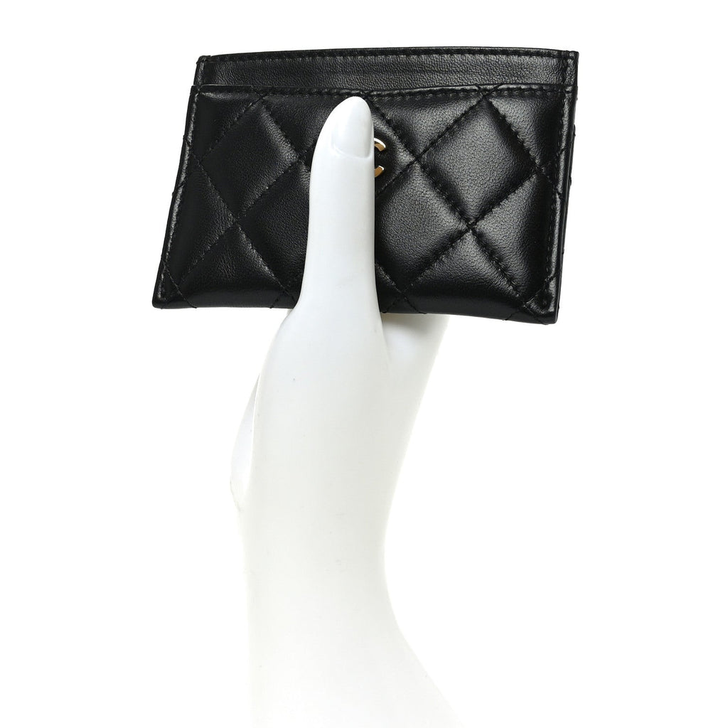 Lambskin Quilted  Holder Black