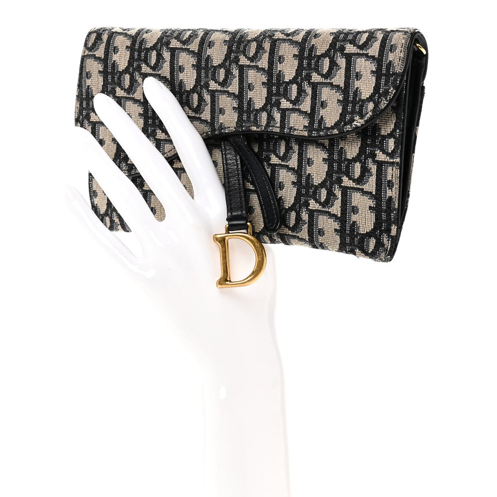 Oblique Saddle Chain Long Wallet Blue