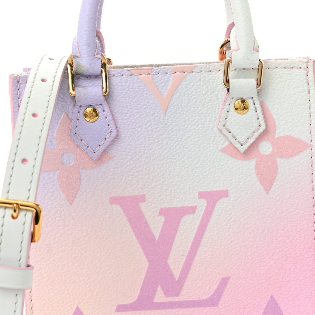 Monogram Giant Spring In The City Petit Sac Plat Sunrise Pastel