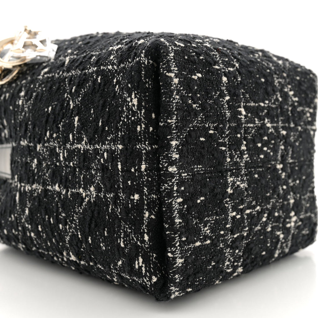 Tweed Cannage Small Vertical Toujours Black