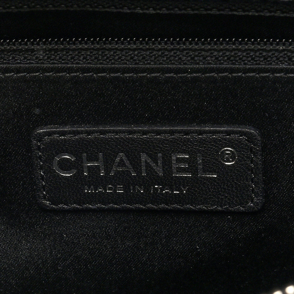 Caviar Quilted Grand Shopping Tote GST Black