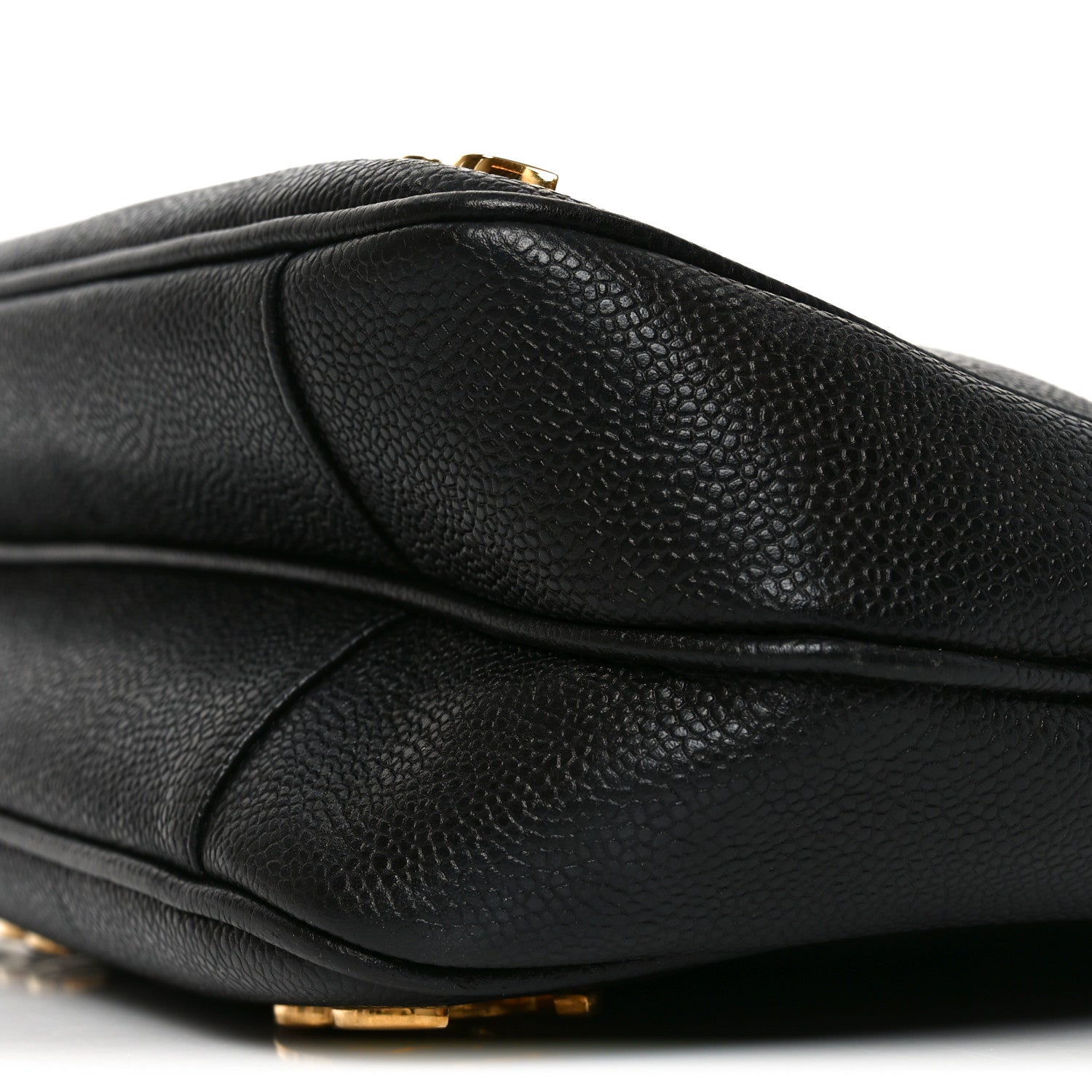 Caviar CC Shoulder Bag Black