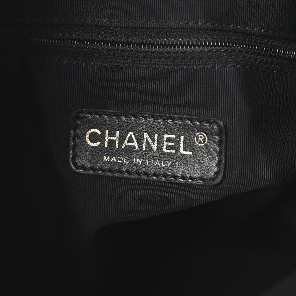 Calfskin Quilted Large Chain Me Hobo Black