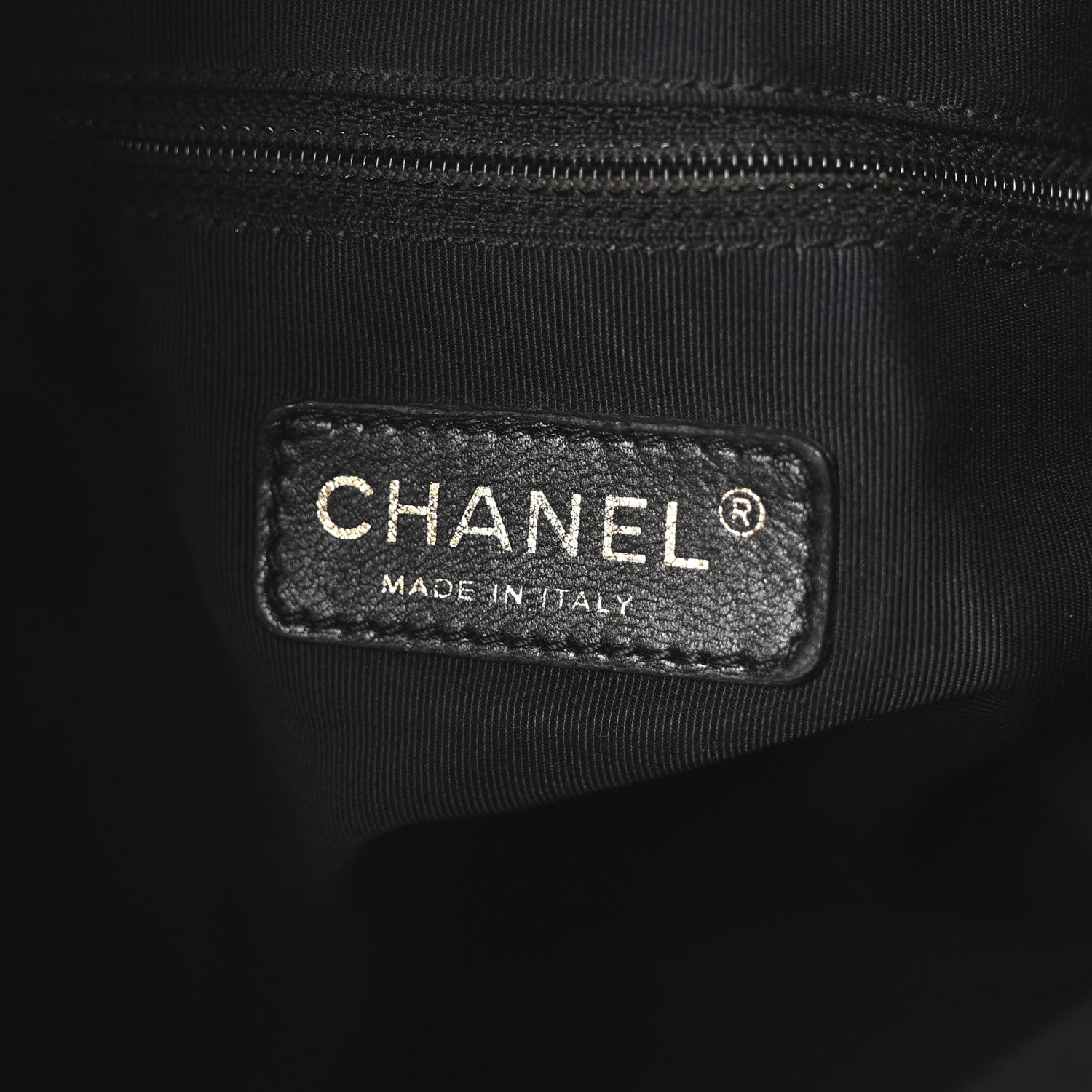 Calfskin Quilted Large Chain Me Hobo Black