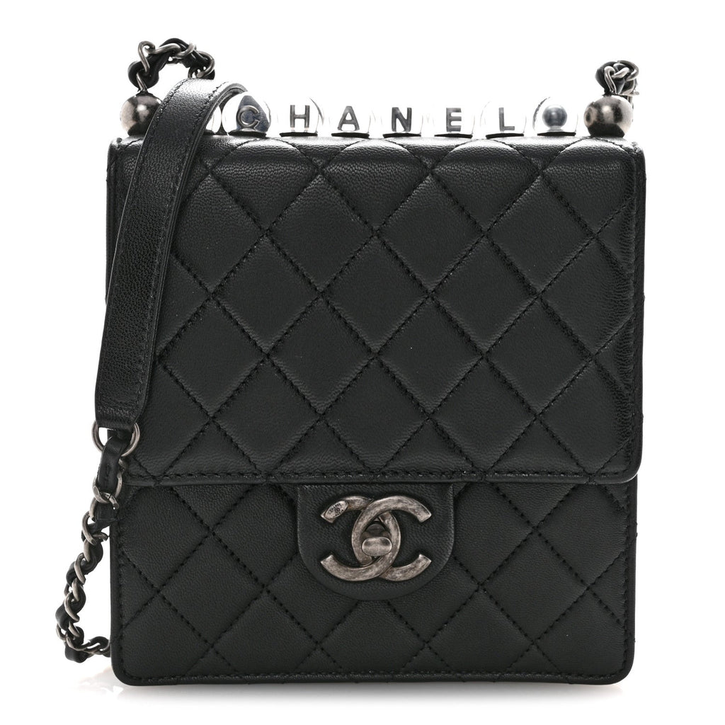 Lambskin Quilted Chic Pearls Flap Black