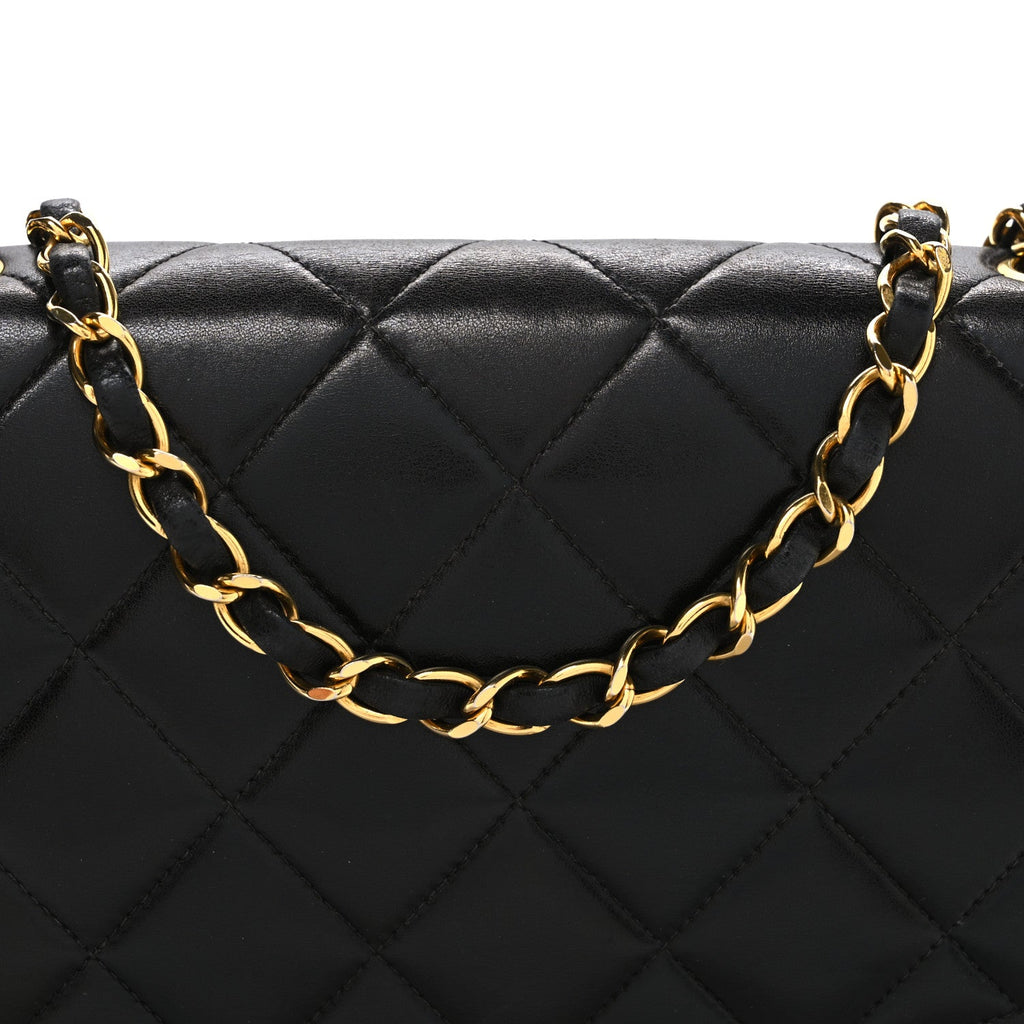 Lambskin Quilted Medium Single Flap Black