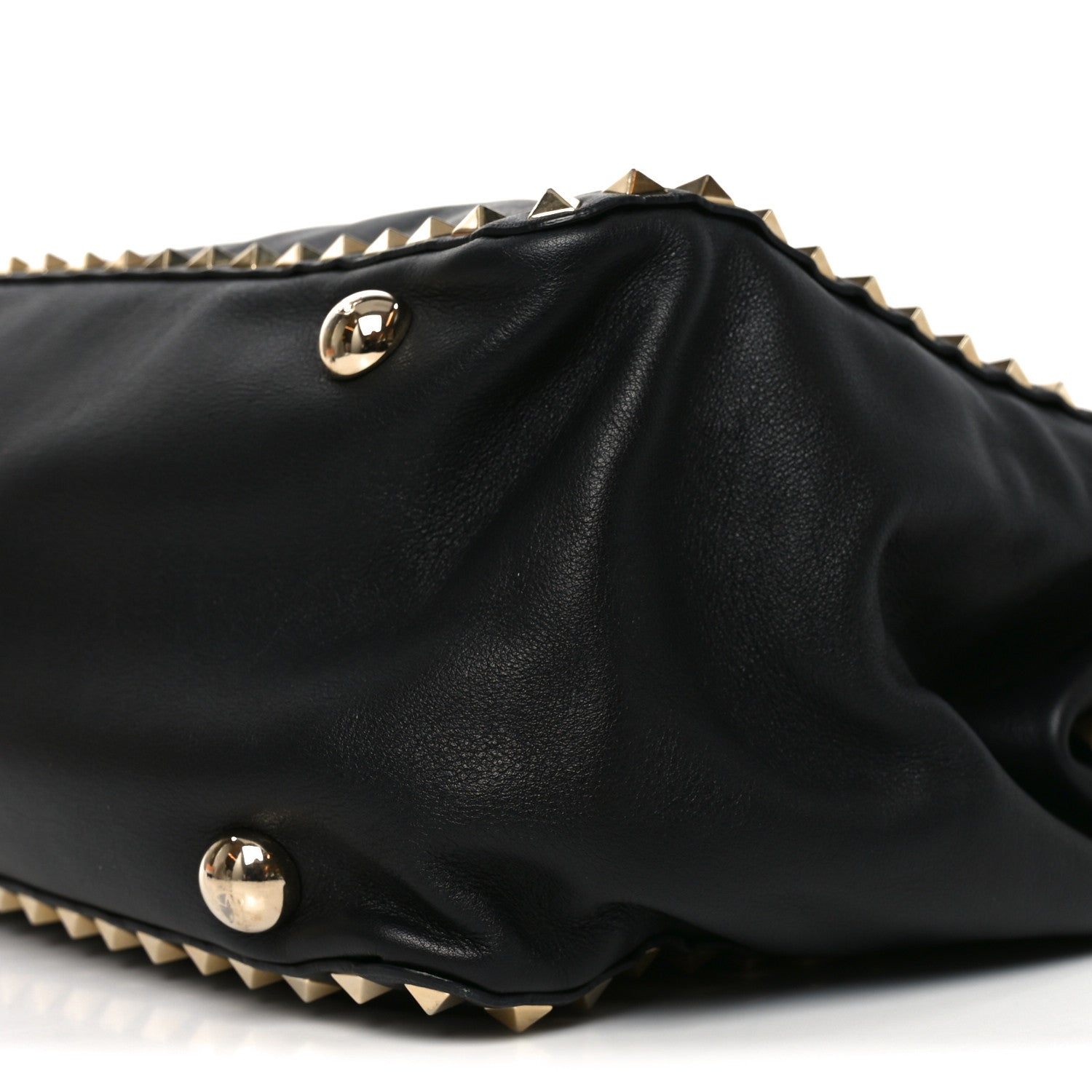 Vitello Medium Rockstud Tote Tote Black