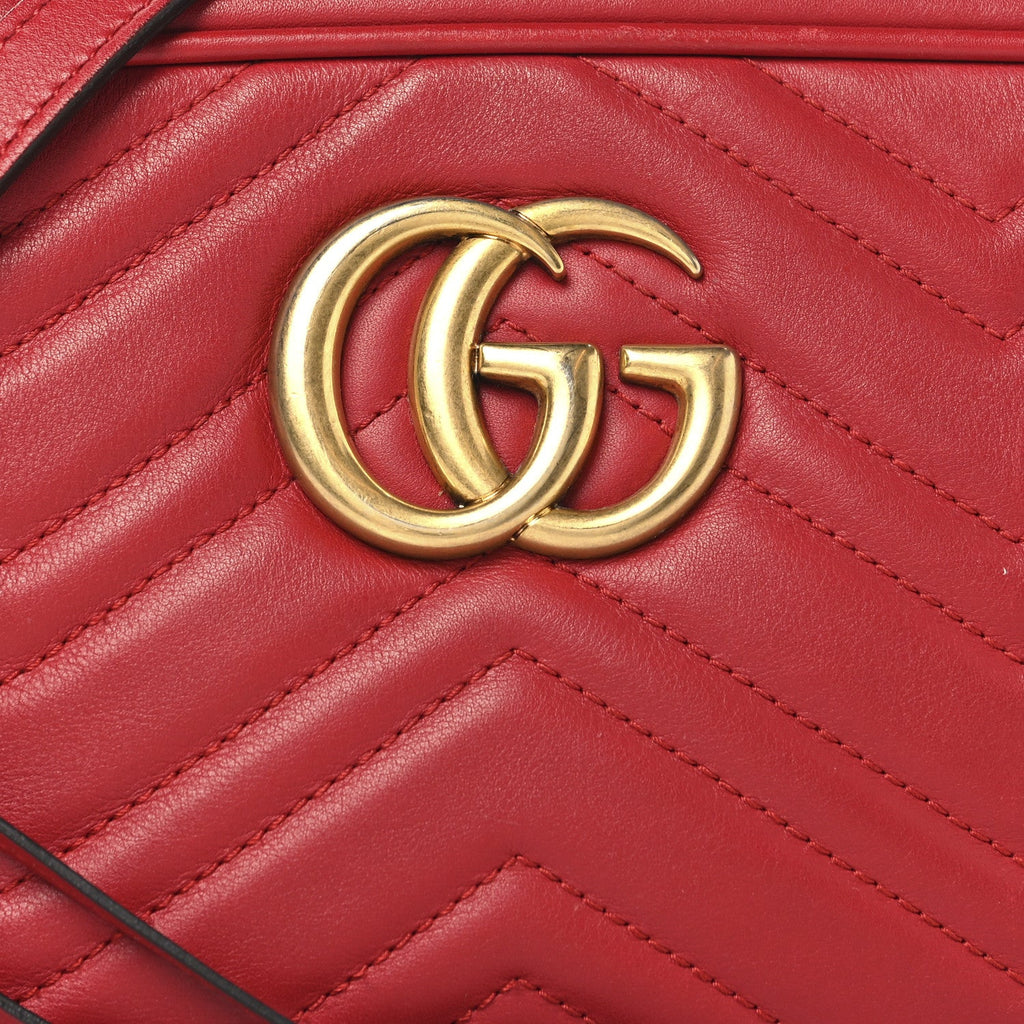 Calfskin Matelasse Small GG Marmont Chain Shoulder Bag Hibiscus Red
