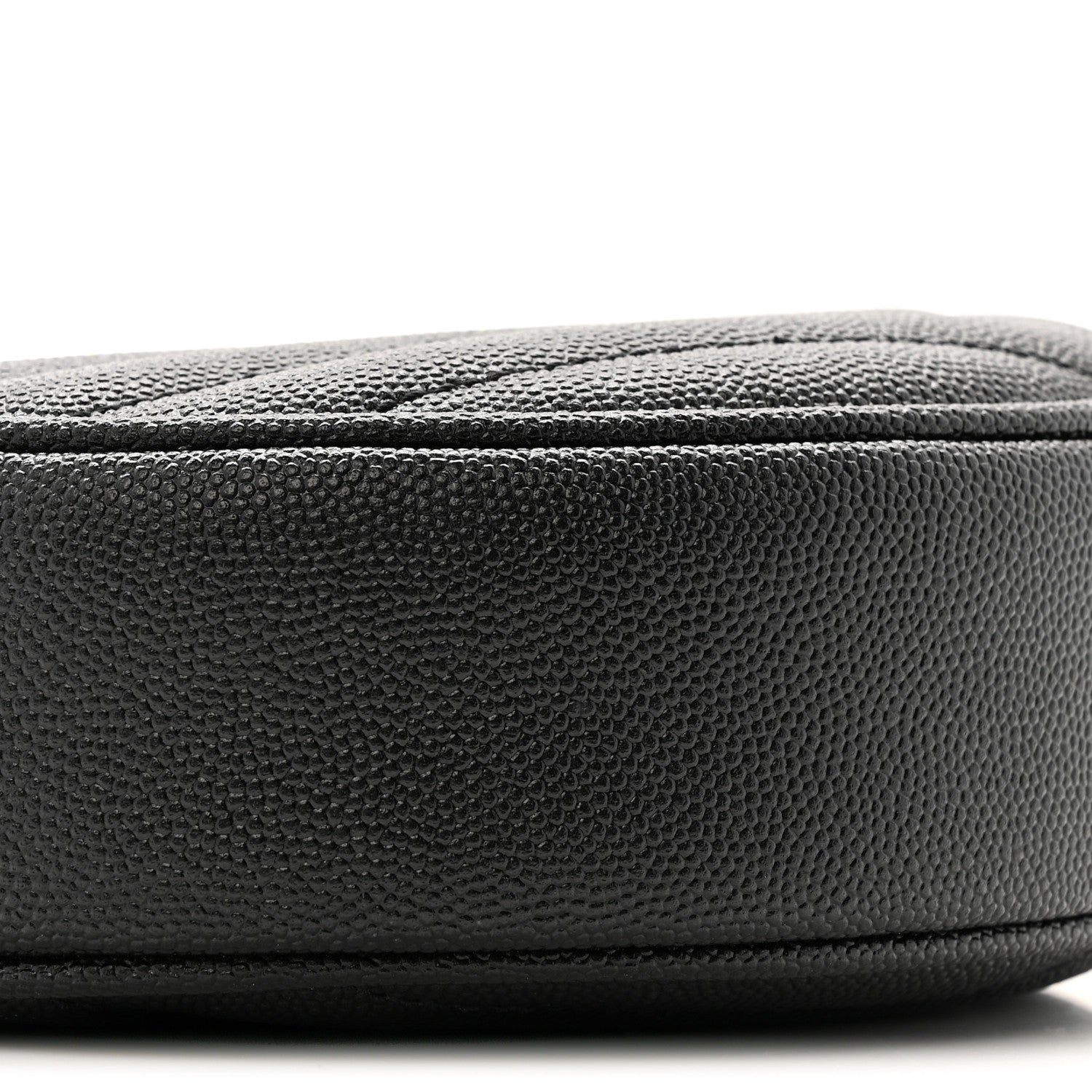 Grain De Poudre Matelasse Chevron Quilted Round Vinyle Camera Bag Black