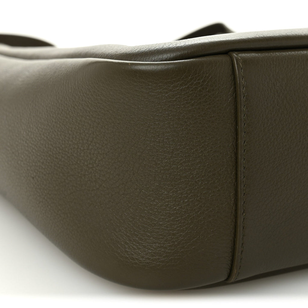 Smooth Calfskin Small Le 5 A 7 Soft Hobo Light Musk